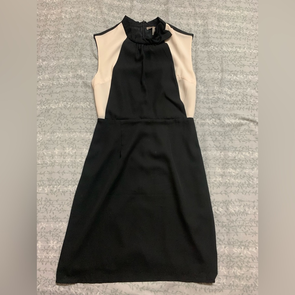 Woman’s black and white dress. Sleeveless. Size XS.